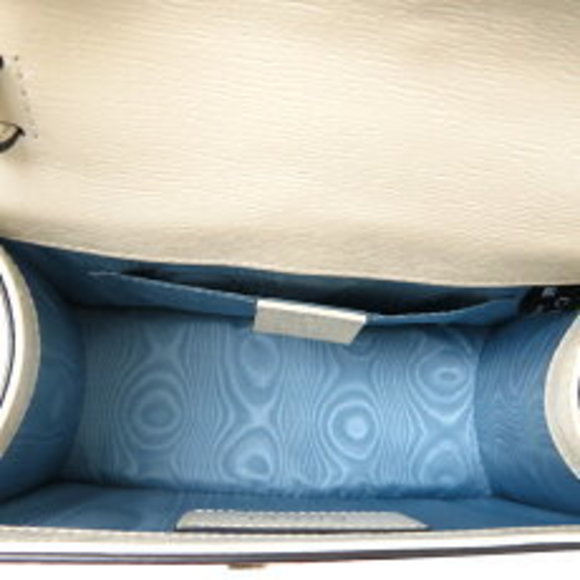 Gucci Sylvie Leather Bag Handbag White - Picture 6 of 9